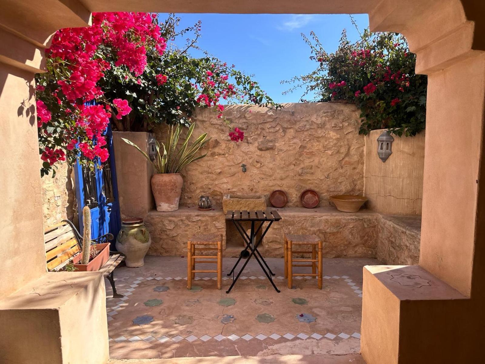 Casa Con Vistas Al Mar Y Patio De Buganvillas Aigues Eksteriør billede
